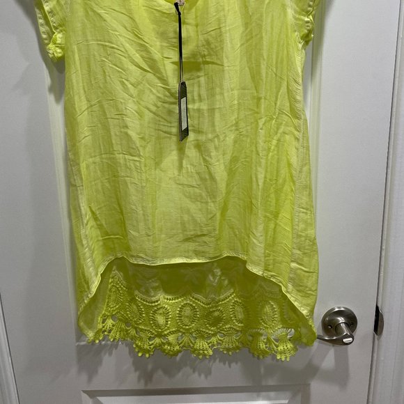 Black Swan Lime Top with lace and embroidered details, Size: S, New with tags - Picture 2 of 3
